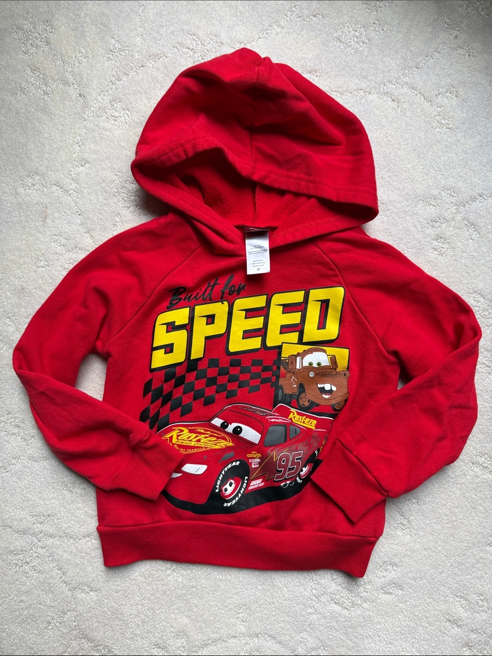 5T NWOT Red 'Built for Speed' Lightning McQueen & Tow Mater Pullover Hoodie Boys